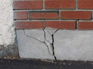 image of foundation crack that needs repair
