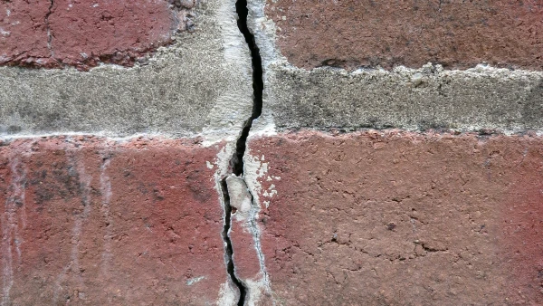 Heat and Foundation Cracks What Homeowners Should Know Heat and Foundation Cracks What Homeowners Should Know